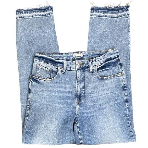 Good American Classic Slim Straight Mid Rise Blue Jean Released Hem Size 14/32 - Picture 5 of 13